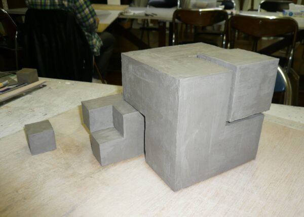 立体構成 水粘土で立方体１ 徳美アート工房